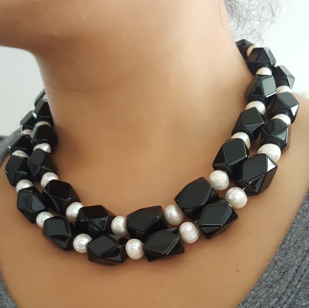 Stunning onix necklace